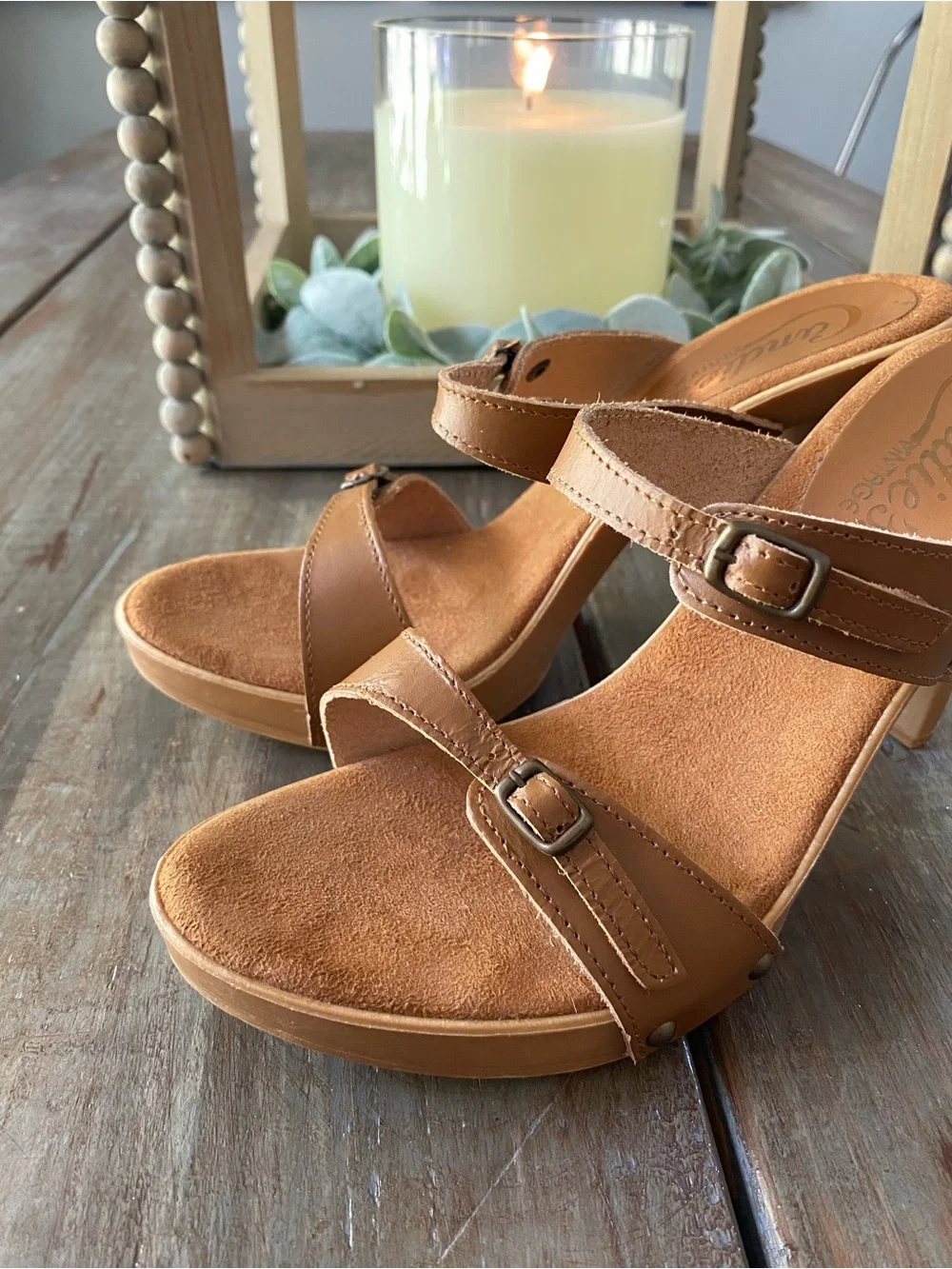 Vintage Candie’s Throwback Leather Studded Platform Heeled Sandals Womens 9 Tan